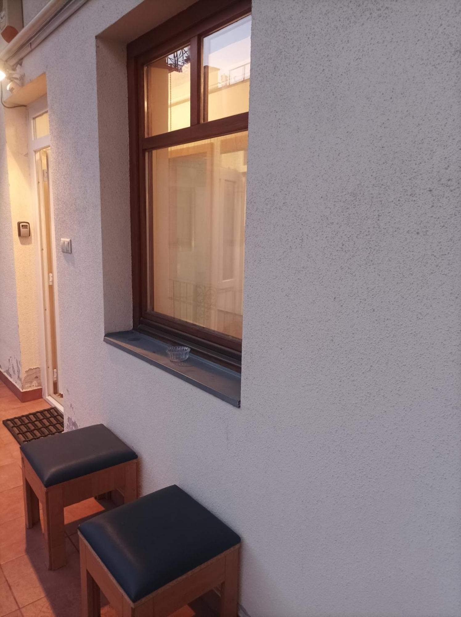 Central Apartment At Nagymezo Street Budapest Luaran gambar
